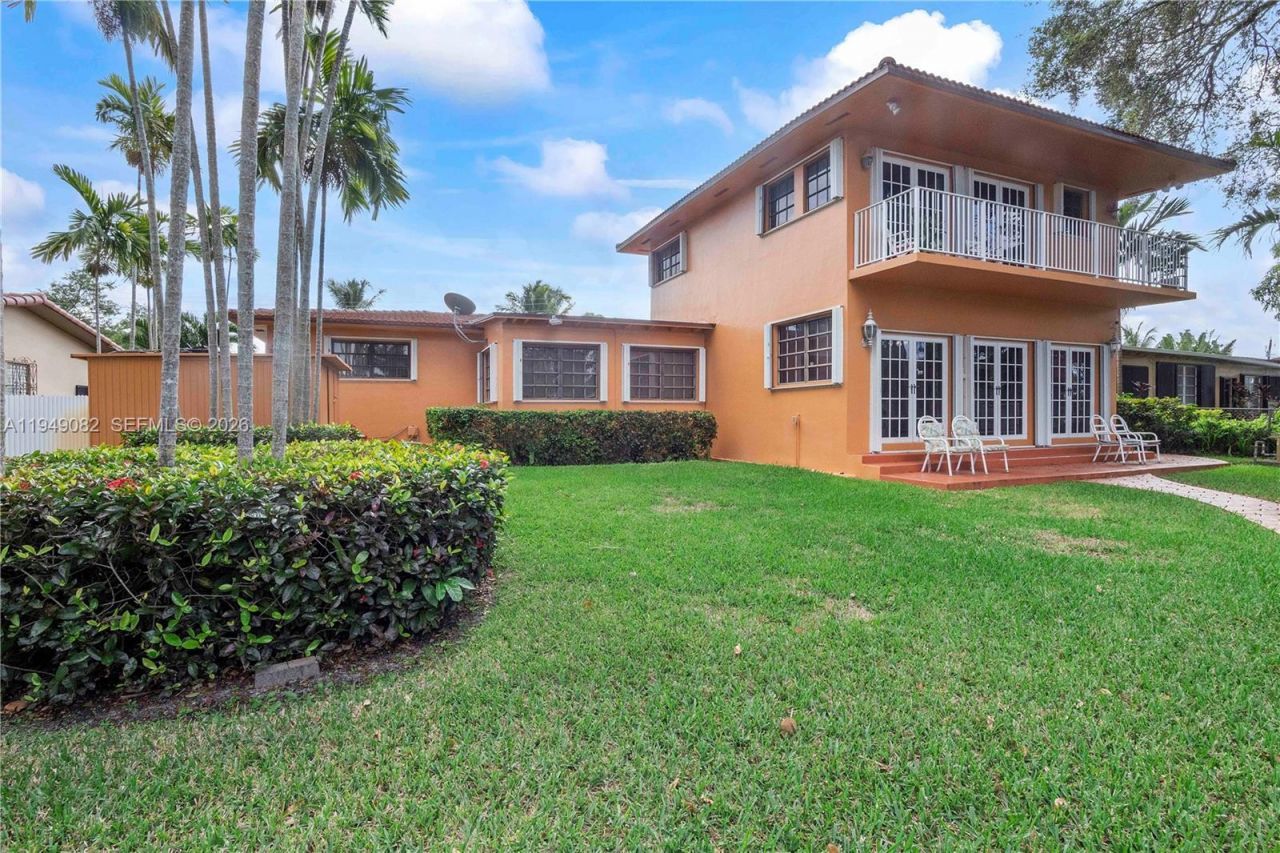 1231 NW 88th St, Miami, FL 33147 Photo