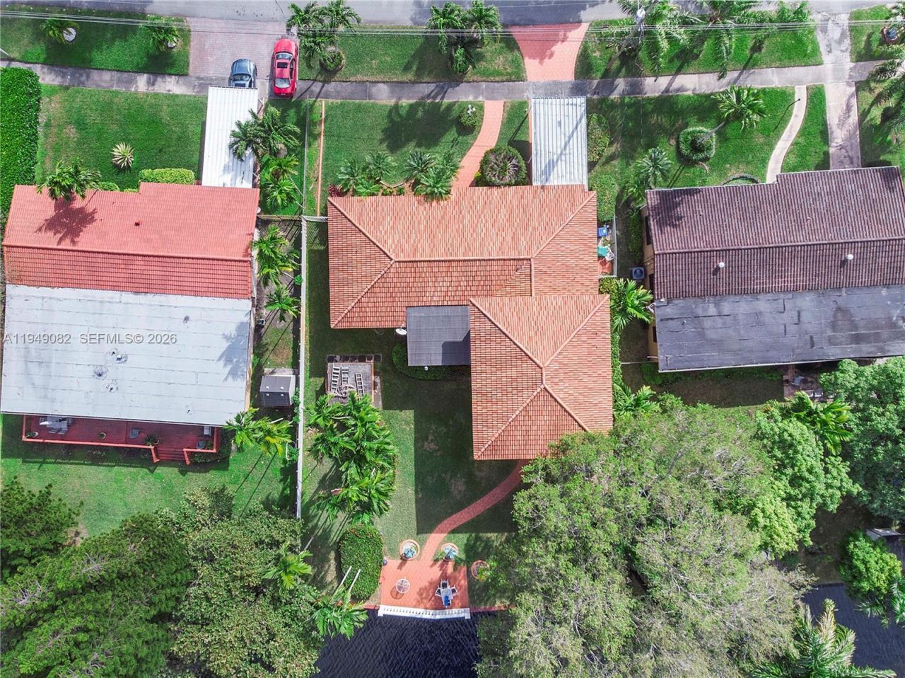 1231 NW 88th St, Miami, FL 33147 Photo