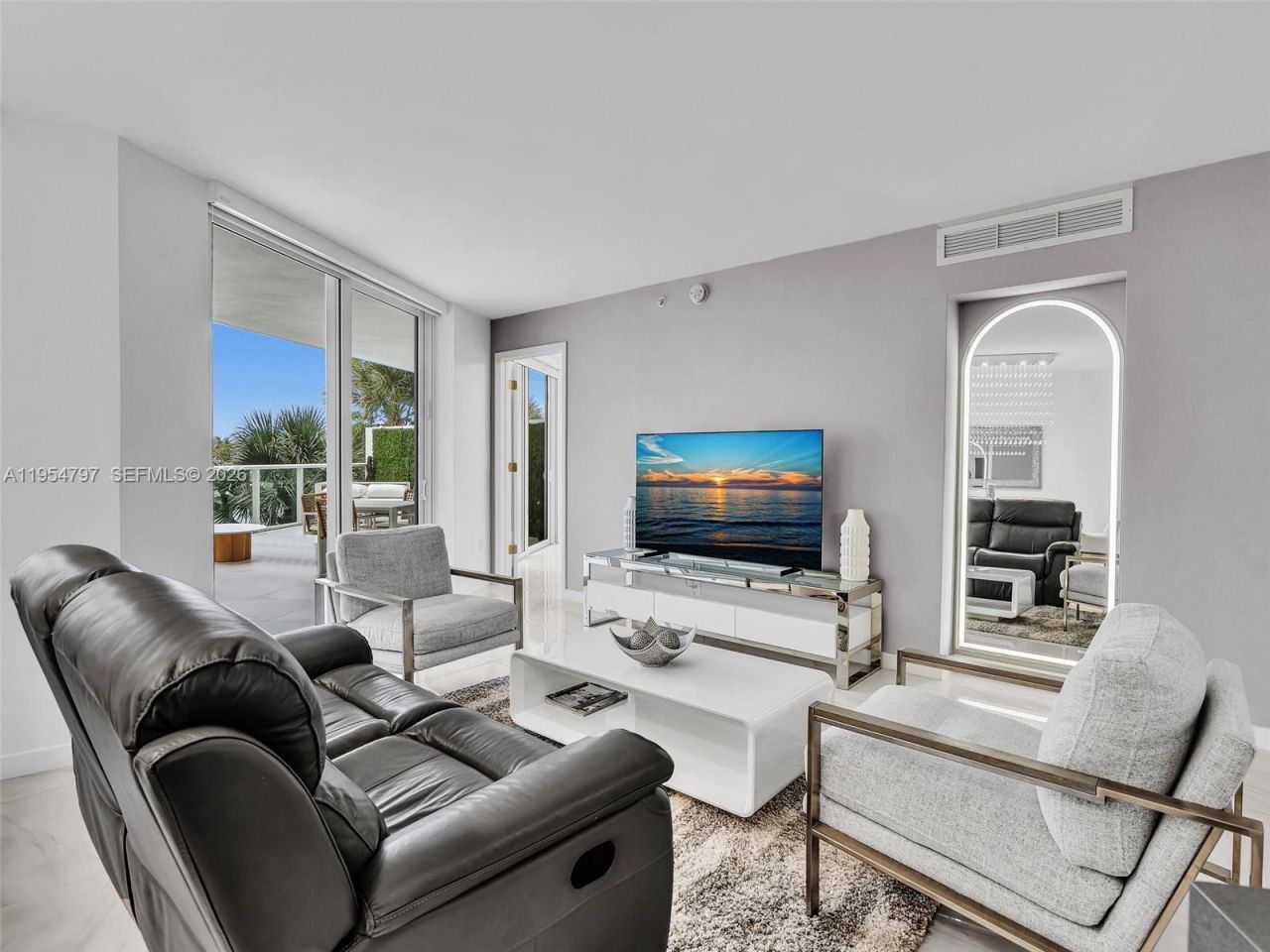 9821 E Bay Harbor Dr, Unit 302, Bay Harbor Islands, FL 33154 Photo