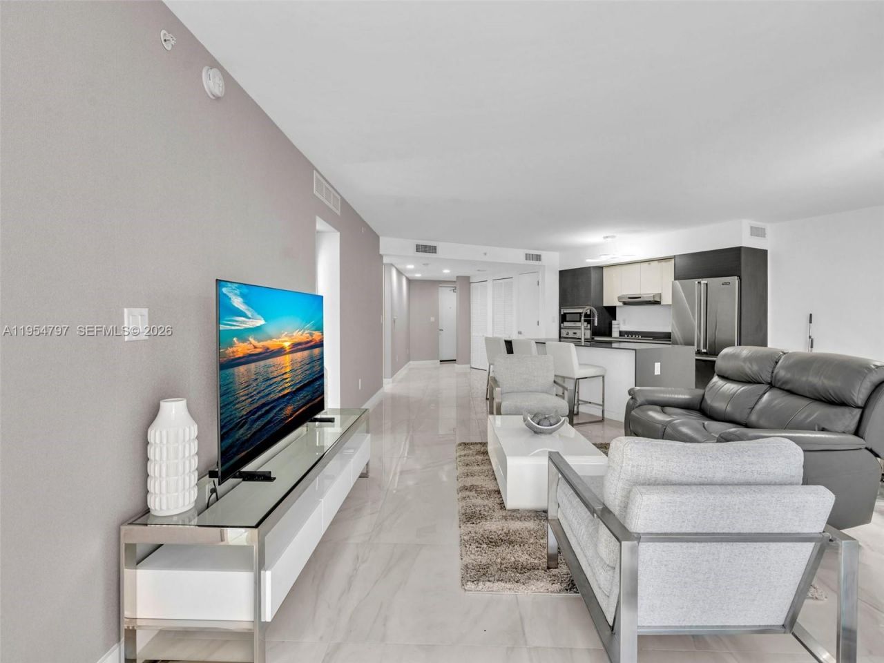 9821 E Bay Harbor Dr, Unit 302, Bay Harbor Islands, FL 33154 Photo