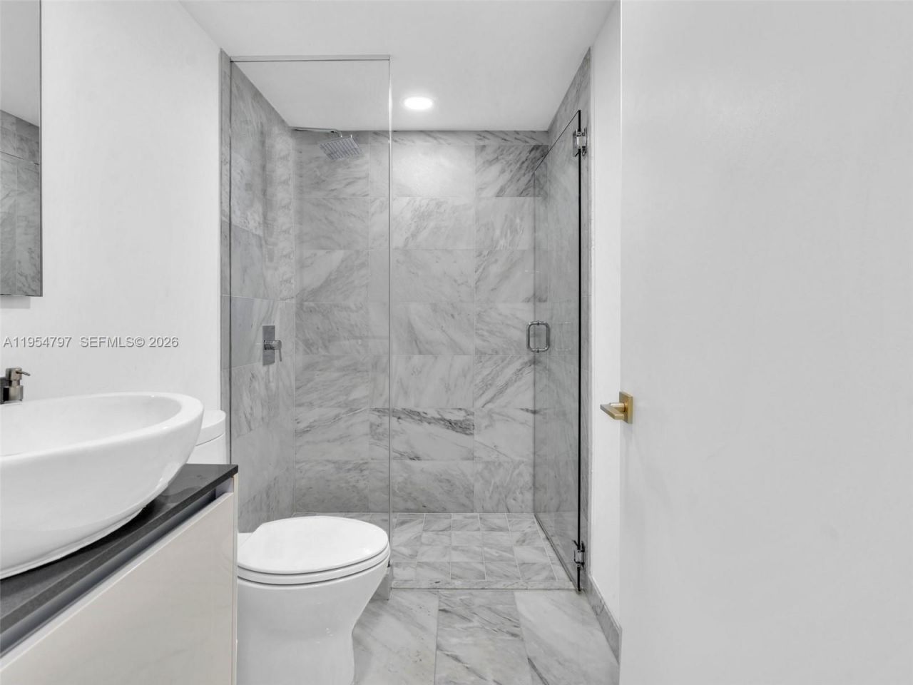 9821 E Bay Harbor Dr, Unit 302, Bay Harbor Islands, FL 33154 Photo