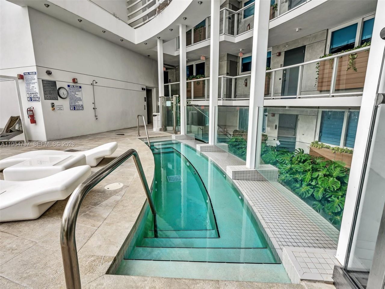 9821 E Bay Harbor Dr, Unit 302, Bay Harbor Islands, FL 33154 Photo