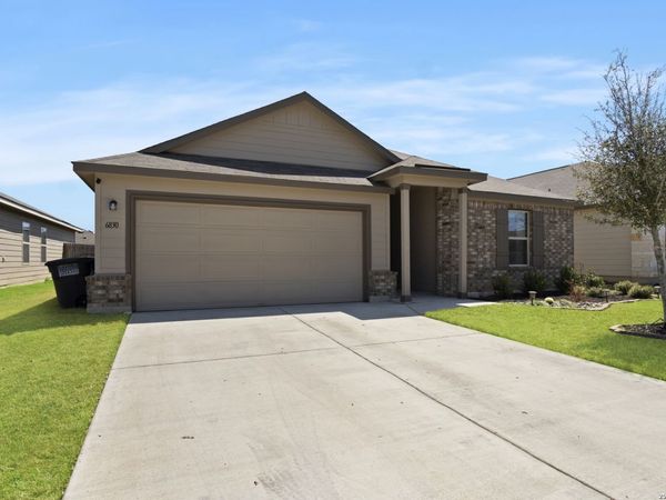 6830 Diamond, San Antonio, TX 78242