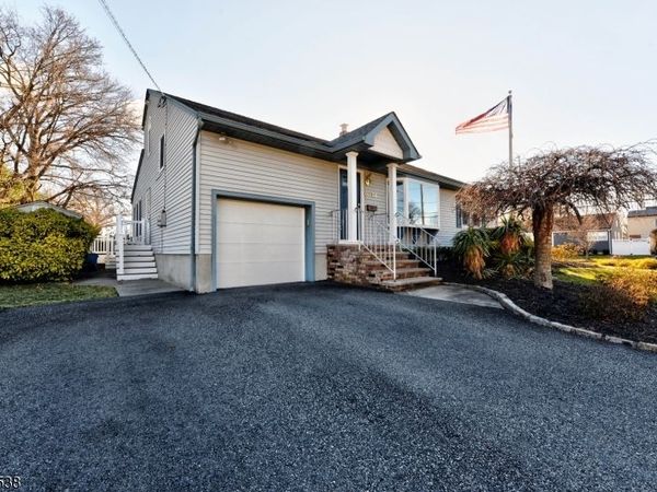 54 Yost Pl, Fair Lawn, NJ 07410