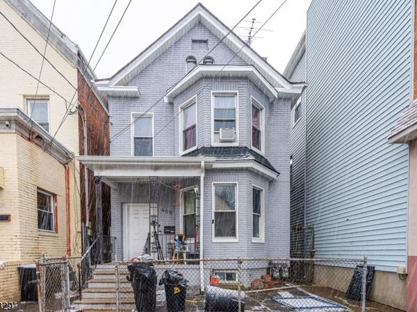 409 E Jersey St, Elizabeth, NJ 07206