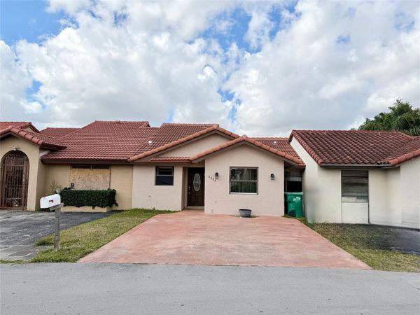 4804 SW 145th Avenue, Miami, FL 33175