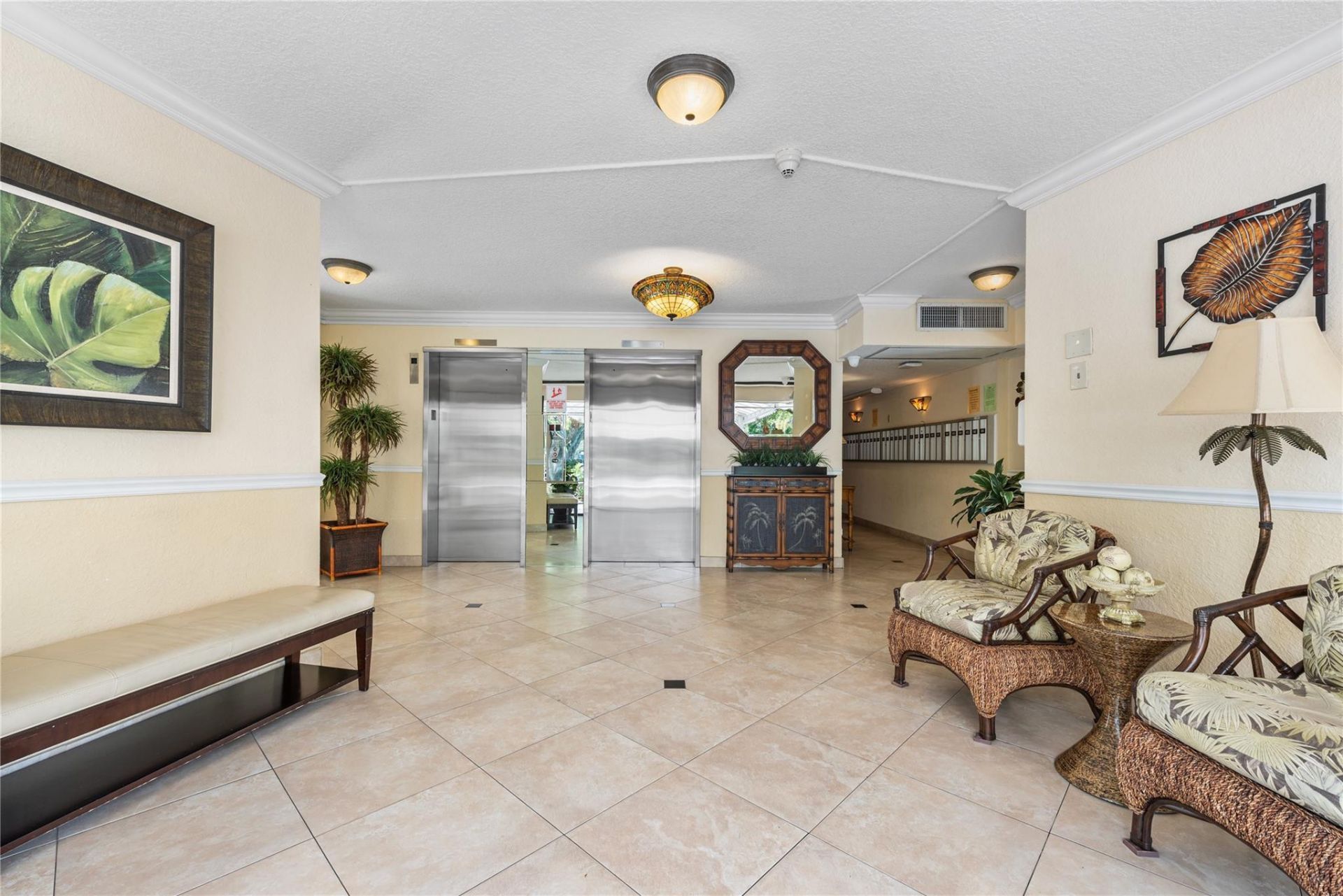 535 Oaks Drive, Unit 404, Pompano Beach, FL 33069 Photo