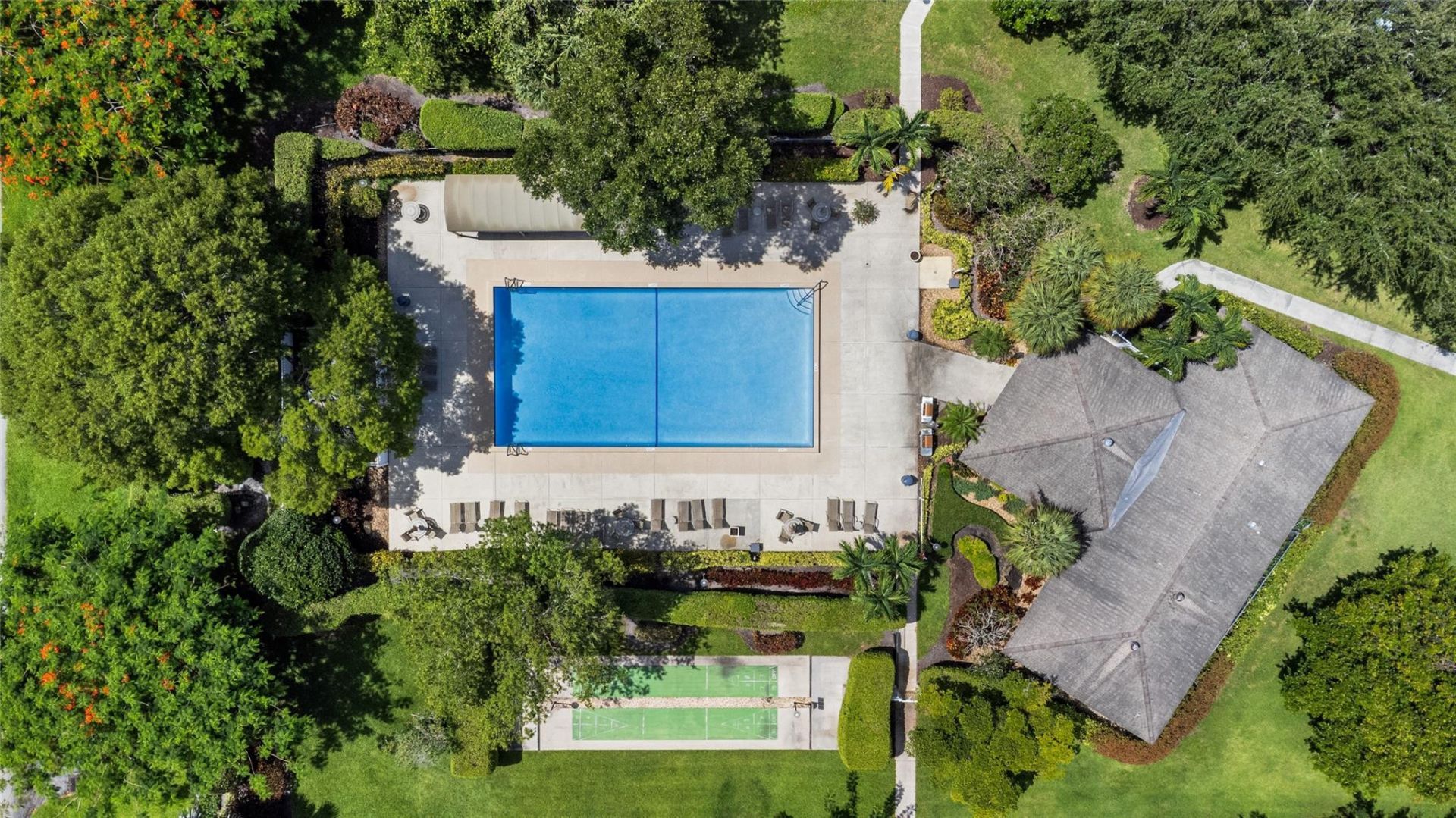 535 Oaks Drive, Unit 404, Pompano Beach, FL 33069 Photo