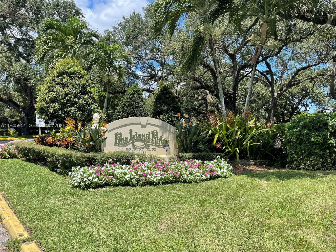 1831 Sabal Palm Dr , Unit 403, Davie, FL 33324 Photo