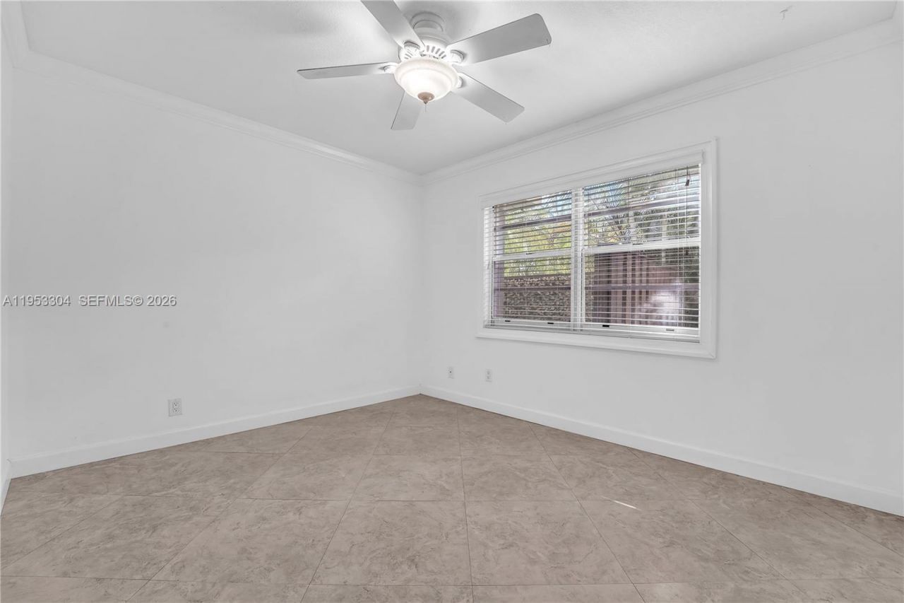 13720 SW 90th Ave, Unit 8, Miami, FL 33176 Photo