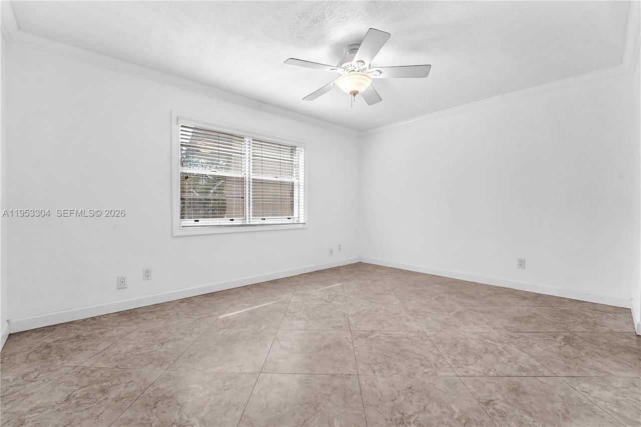 13720 SW 90th Ave, Unit 8, Miami, FL 33176 Photo