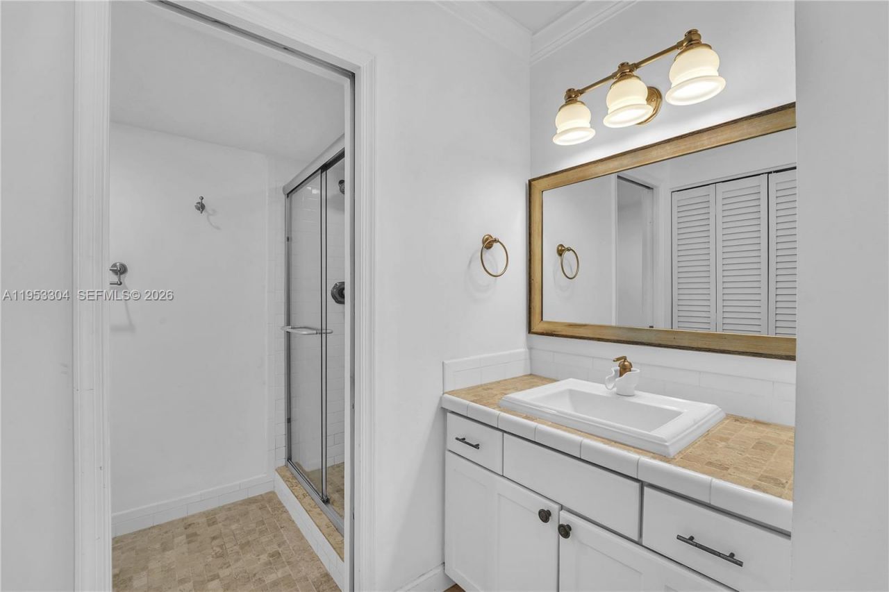 13720 SW 90th Ave, Unit 8, Miami, FL 33176 Photo