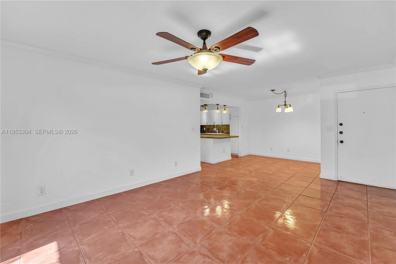 13720 SW 90th Ave, Unit 8, Miami, FL 33176 Photo