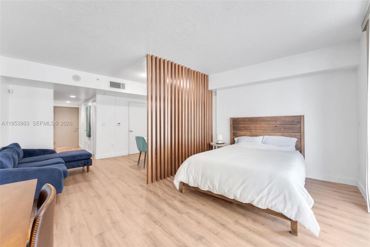 1750 N Bayshore Dr, Unit 1407, Miami, FL 33132 Photo