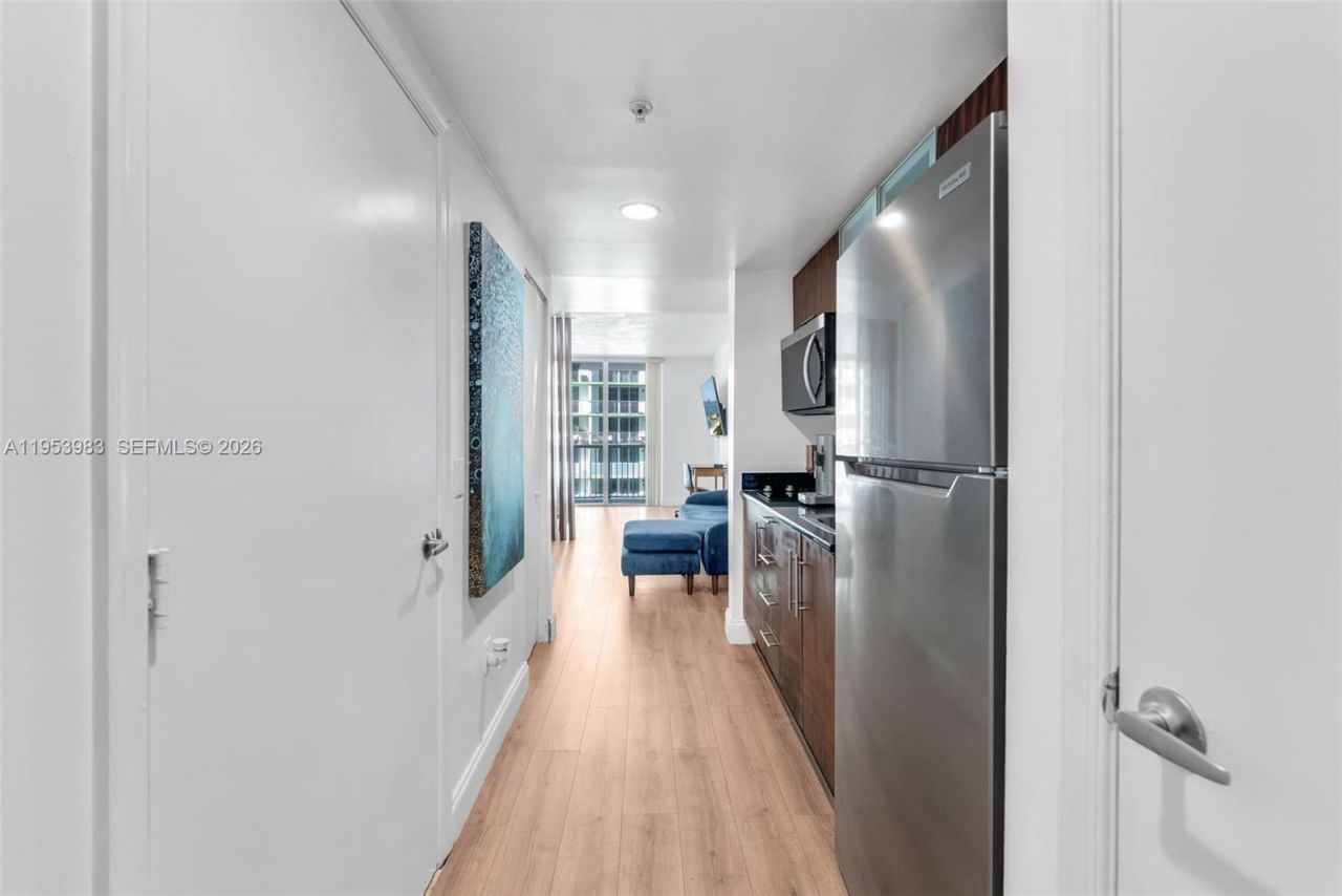 1750 N Bayshore Dr, Unit 1407, Miami, FL 33132 Photo