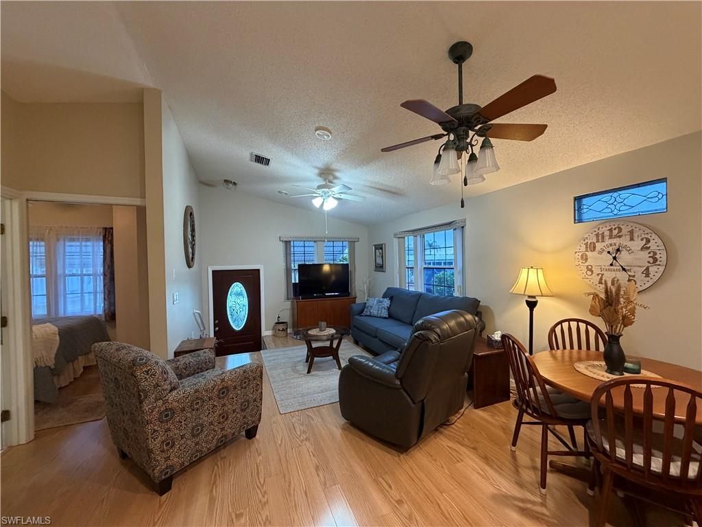 20291 Cumberland Ct, Estero, FL 33928 Photo