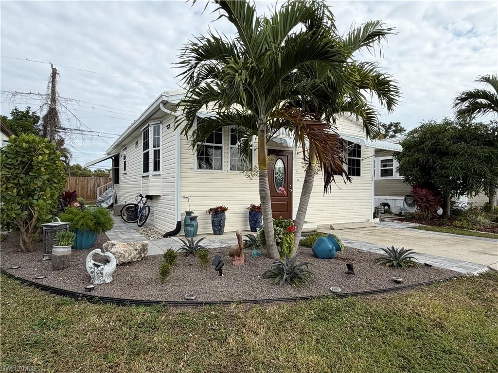 20291 Cumberland Ct, Estero, FL 33928 Photo