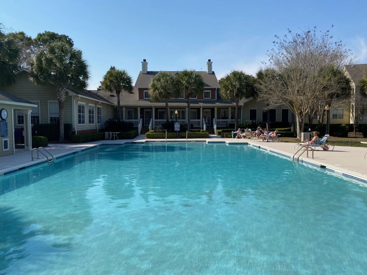 1600 Long Grove Drive Photo 21