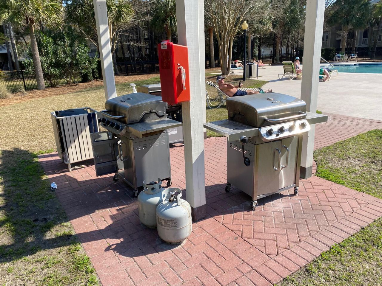 1600 Long Grove Drive Photo 25