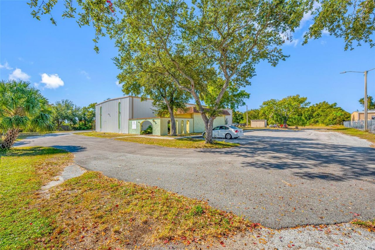 Please Call For Address, Tampa, FL 33614 Photo