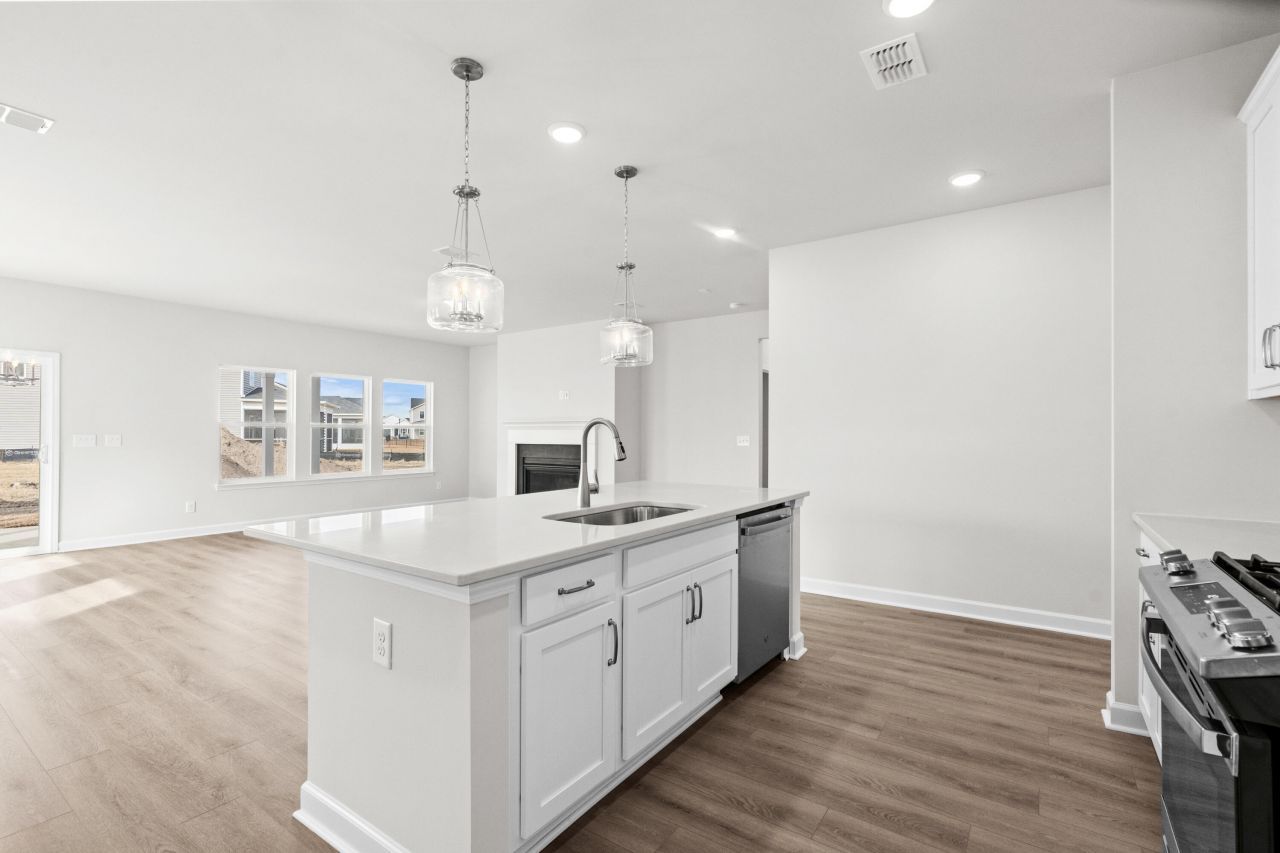 5260 Cottage Landing Drive Photo 21