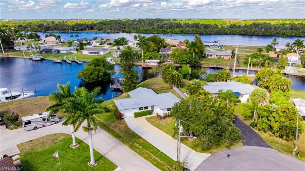 13856 Lazy Ln, Fort Myers, FL 33905 Photo