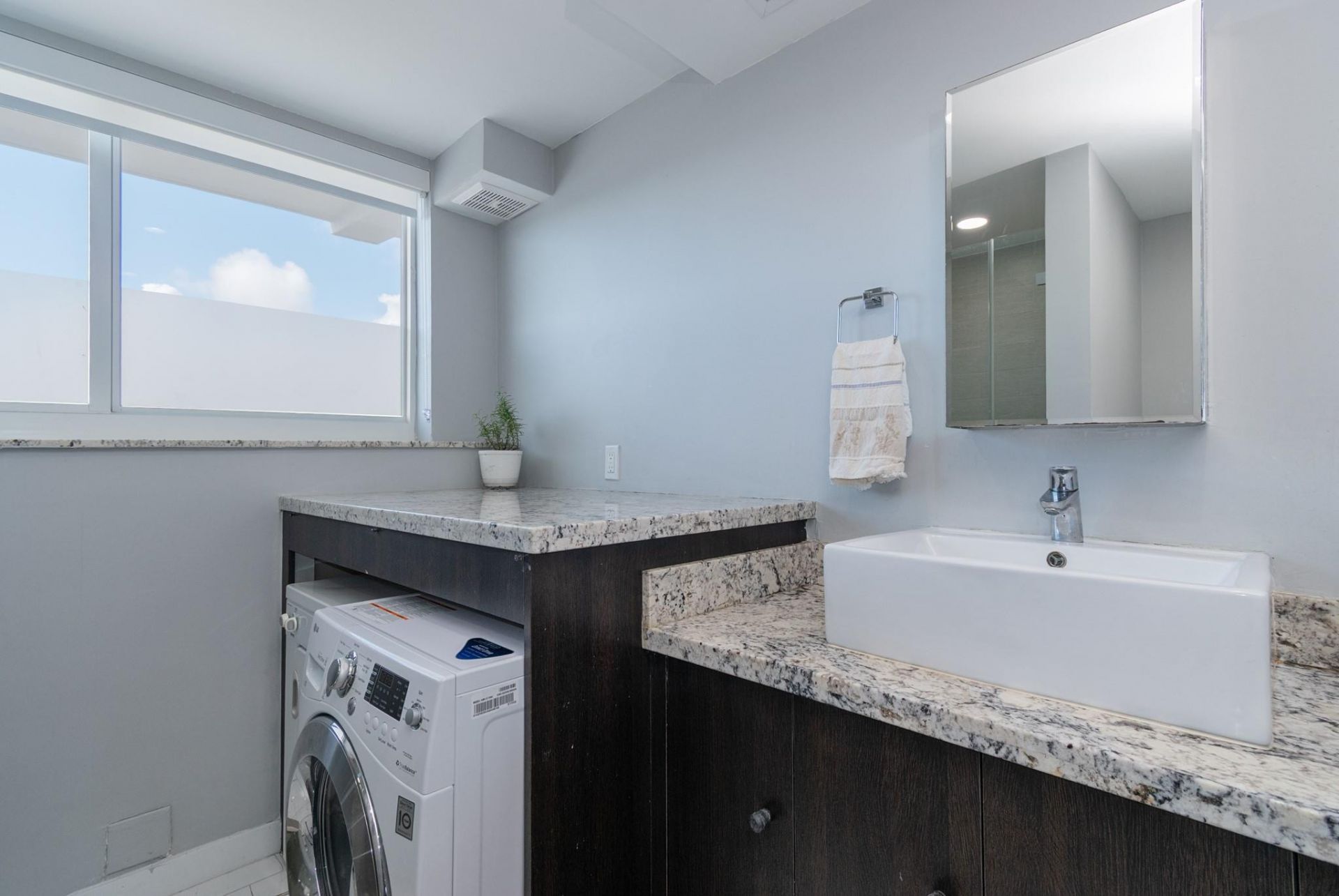 333 Sunset Drive, Unit 105, Fort Lauderdale, FL 33301 Photo