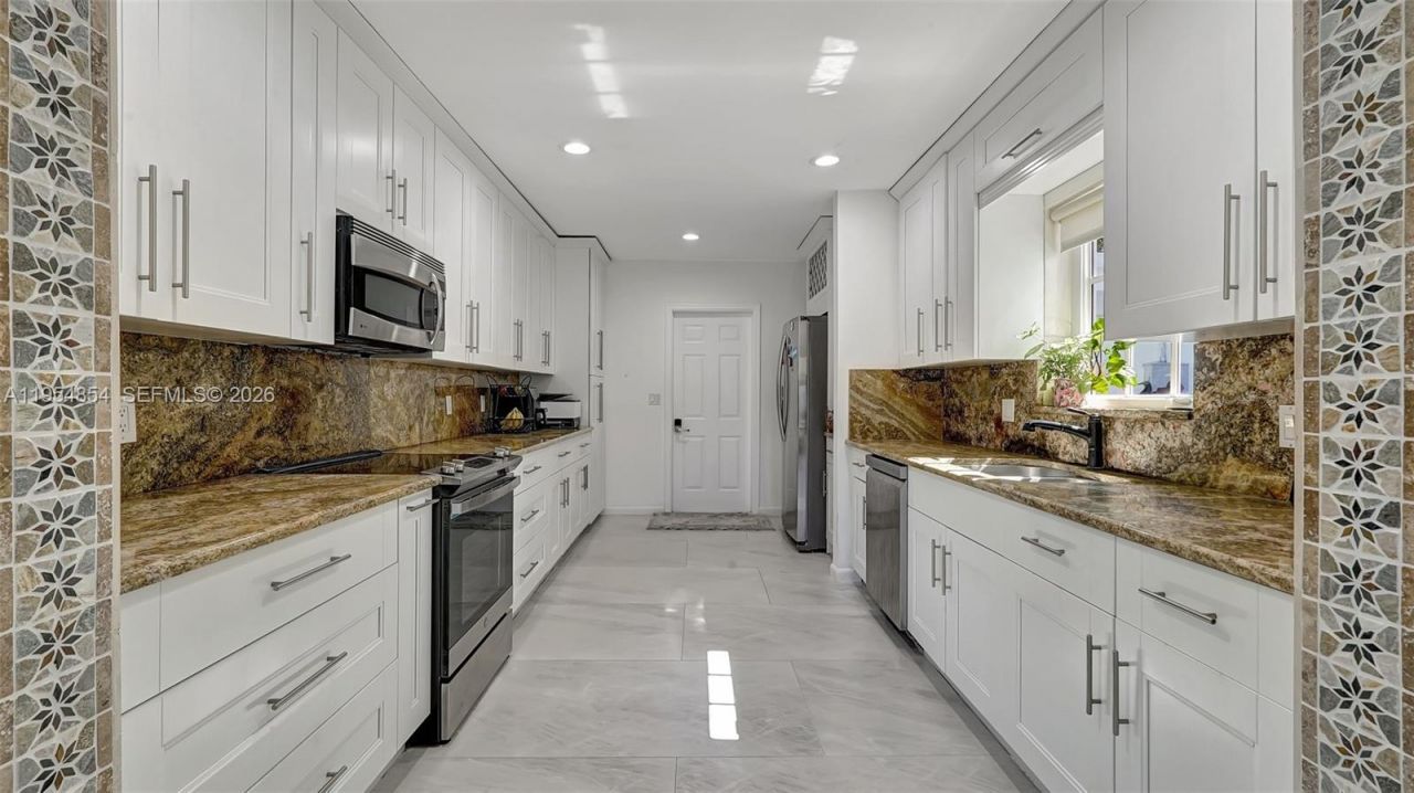 1311 Pierce St, Hollywood, FL 33019 Photo