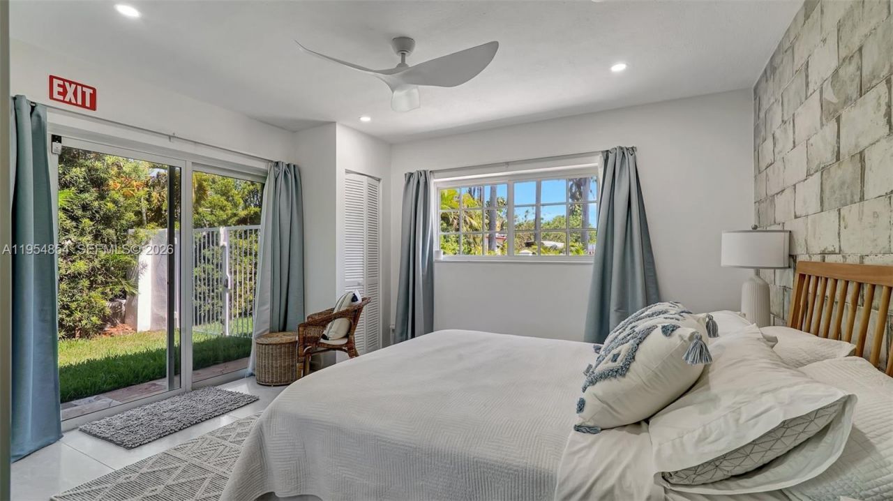 1311 Pierce St, Hollywood, FL 33019 Photo
