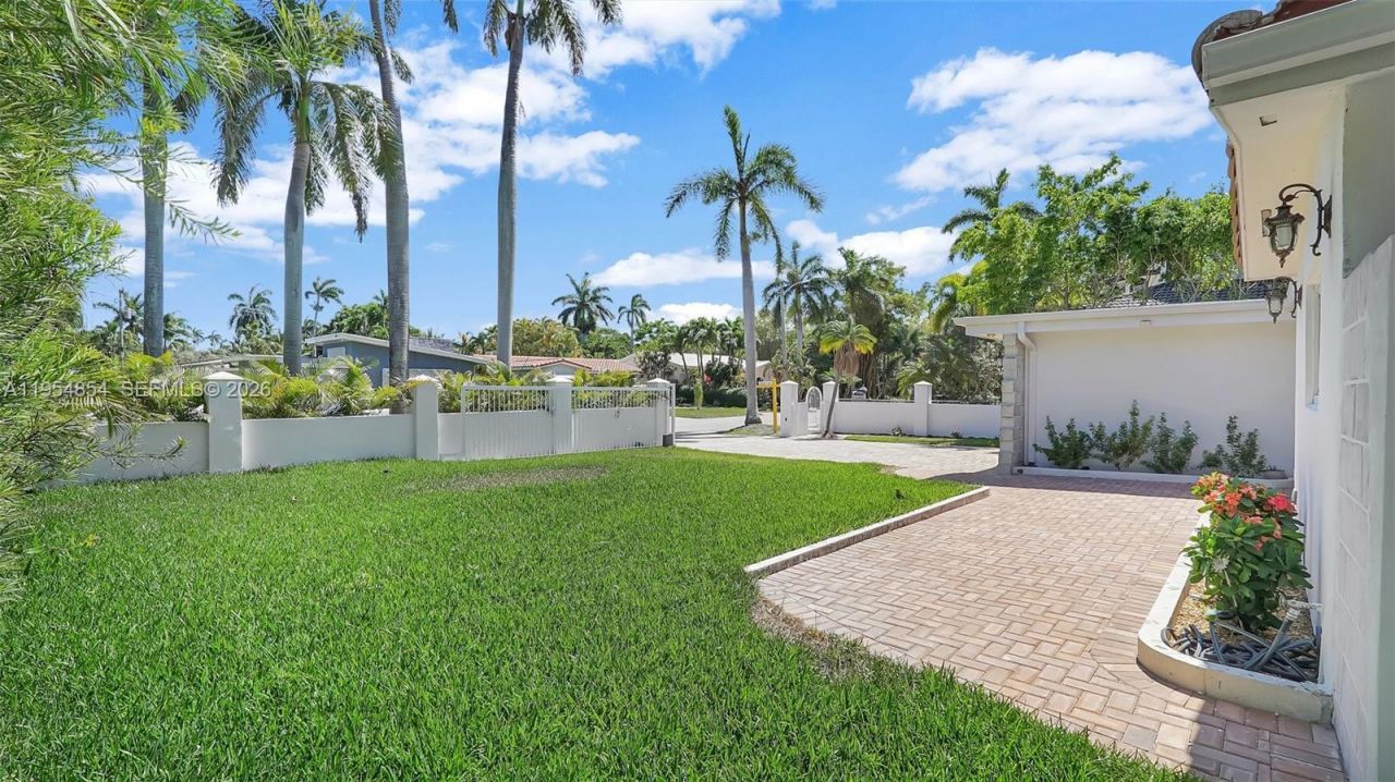 1311 Pierce St, Hollywood, FL 33019 Photo