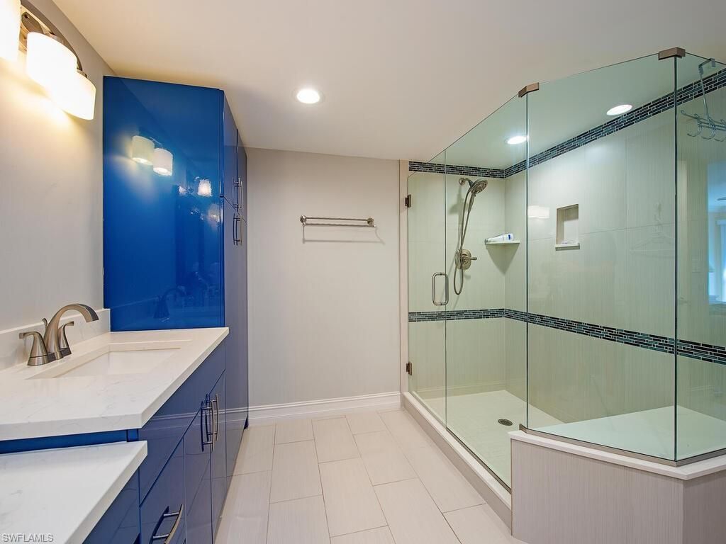 4451 Gulf Shore Blvd N, Unit 304, Naples, FL 34103 Photo