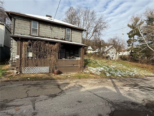 637 and 639 Dehass Street, Martins Ferry, OH 43935
