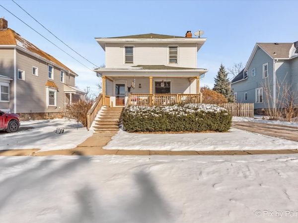 203 W Brown Street, Harvard, IL 60033