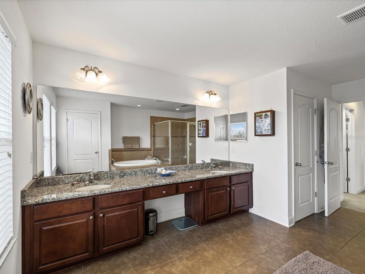 2214 Valterra Vista Way, Valrico, FL 33594 Photo