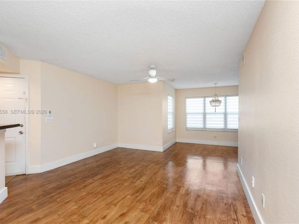 12760 Vista Isles Dr, Unit 711, Sunrise, FL 33325