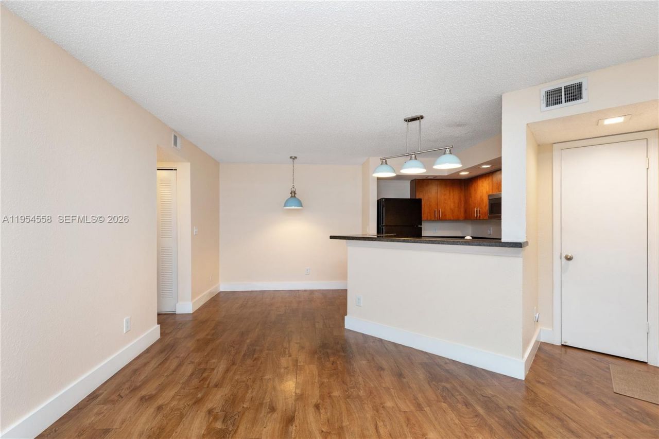 12760 Vista Isles Dr, Unit 711, Sunrise, FL 33325 Photo