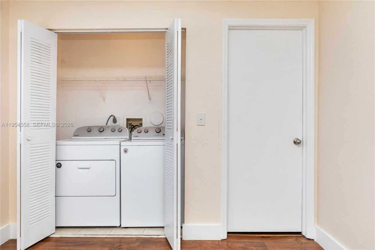 12760 Vista Isles Dr, Unit 711, Sunrise, FL 33325 Photo