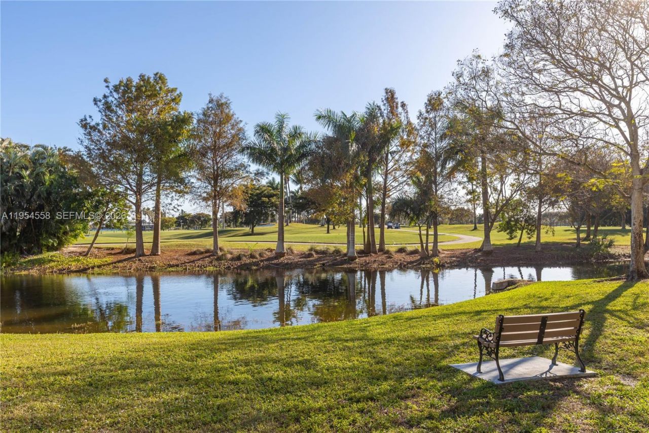 12760 Vista Isles Dr, Unit 711, Sunrise, FL 33325 Photo