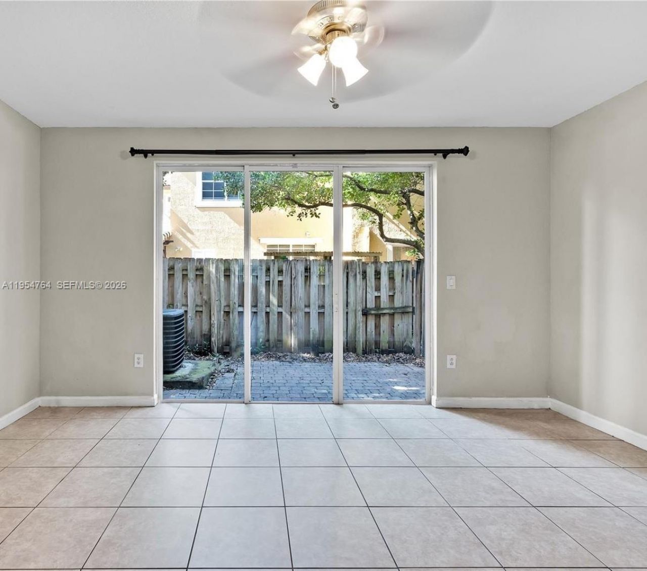 9353 SW 227th St, Unit 3-21, Cutler Bay, FL 33190 Photo