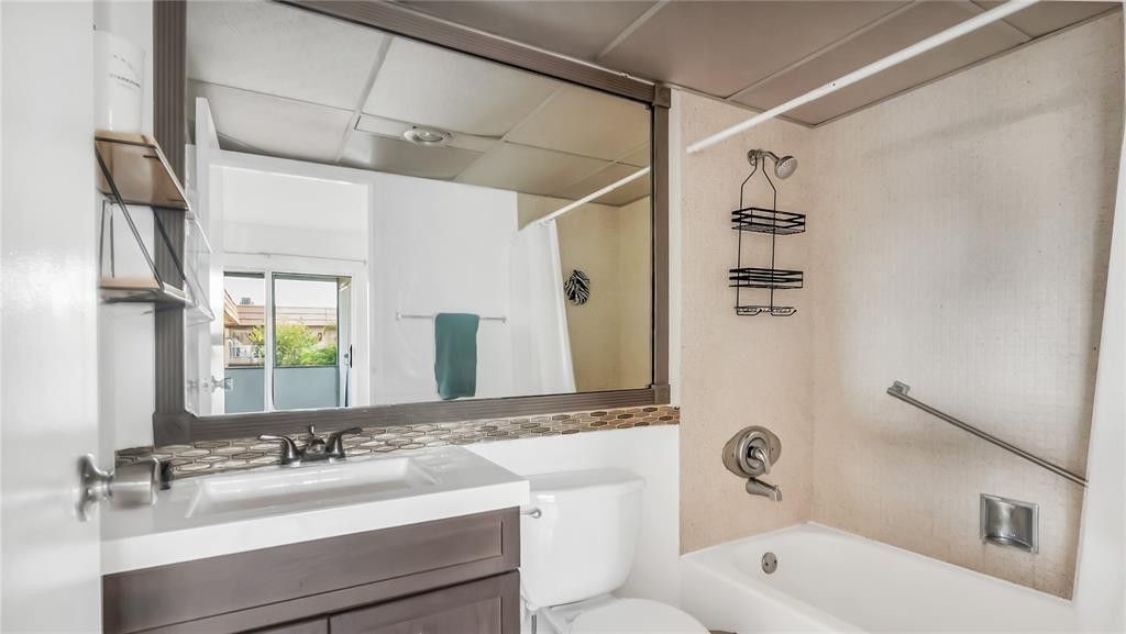 703 Brittany, Unit O, Delray Beach, FL 33446 Photo