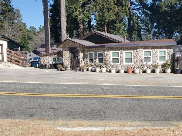 1055 Playground, Crestline, CA 92325