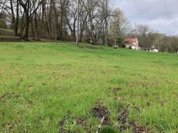 708 S 7th Street, Cambridge, OH 43725