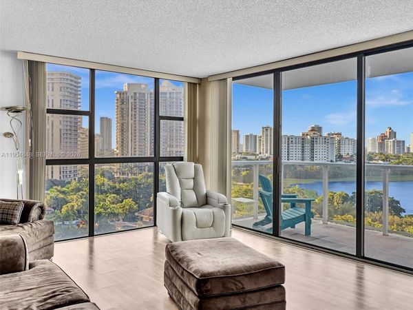 3731 N Country Club Dr , Unit 1223, Aventura, FL 33180