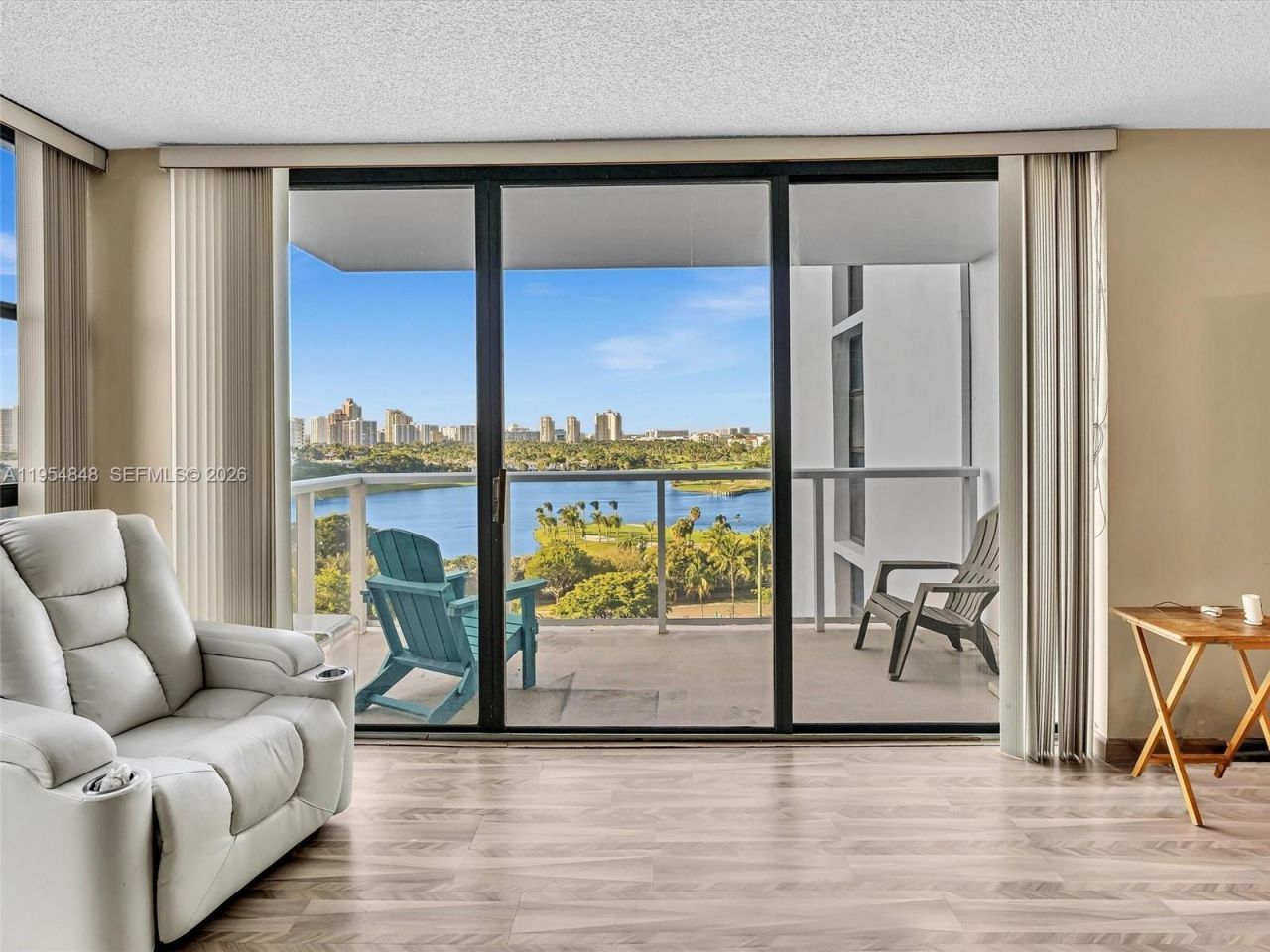 3731 N Country Club Dr, Unit 1223, Aventura, FL 33180 Photo