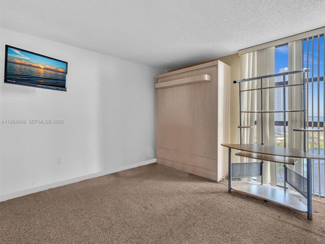 3731 N Country Club Dr, Unit 1223, Aventura, FL 33180 Photo