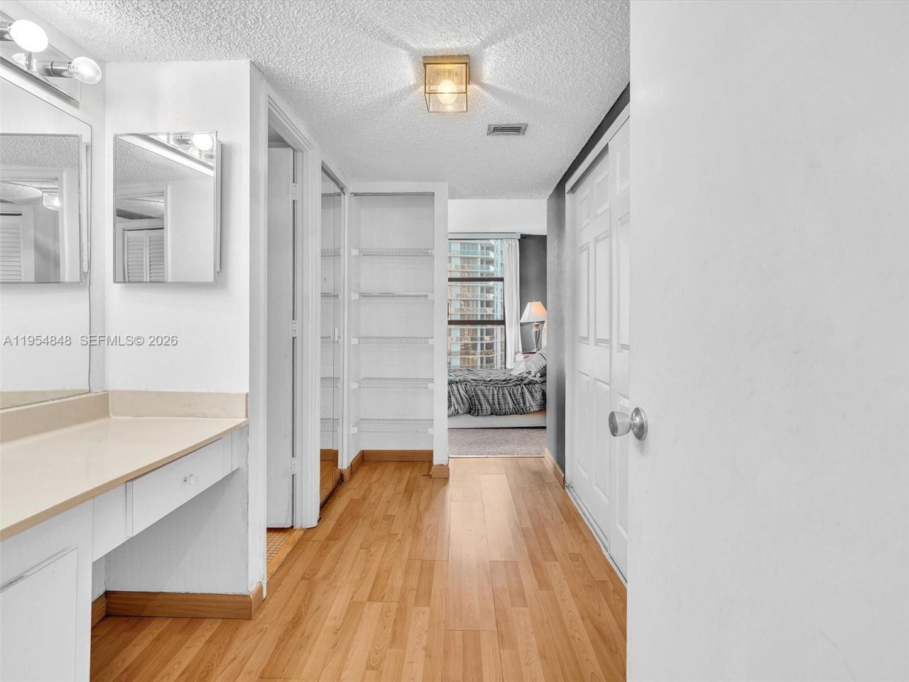 3731 N Country Club Dr, Unit 1223, Aventura, FL 33180 Photo