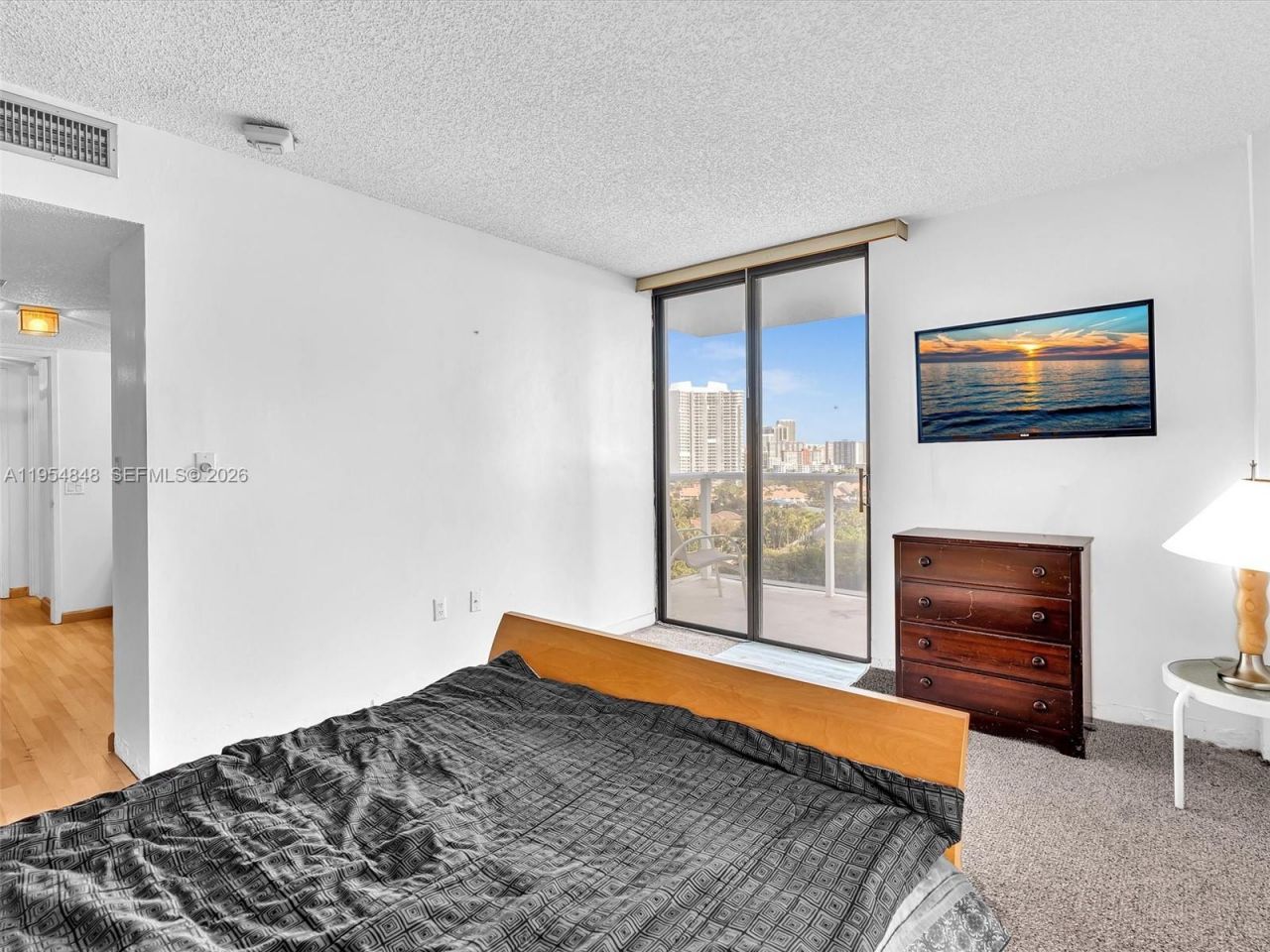 3731 N Country Club Dr, Unit 1223, Aventura, FL 33180 Photo