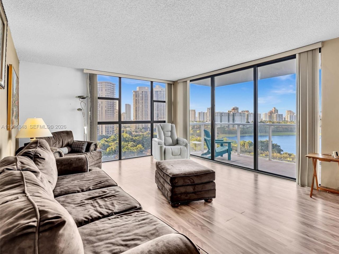 3731 N Country Club Dr, Unit 1223, Aventura, FL 33180 Photo