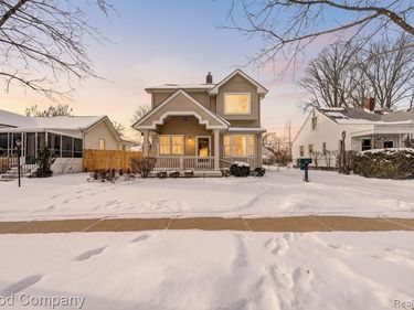 2795 Robina Avenue, Berkley, MI 48072