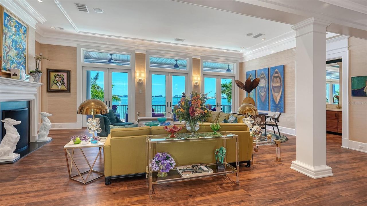1204 Hillview Drive, Sarasota, FL 34239 Photo